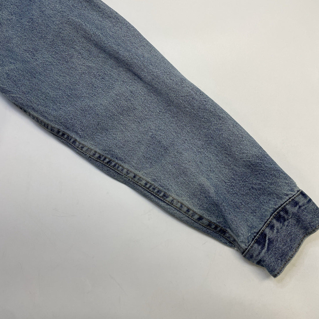Vintage Levi's Denim Trucker Jacket Size Large 70507 0389