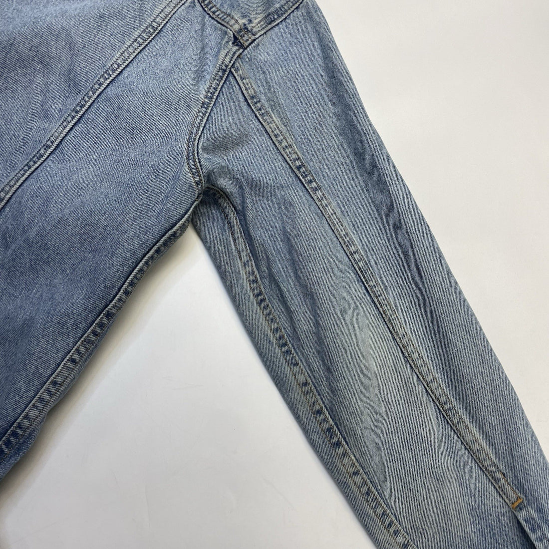 Vintage Levi's Denim Trucker Jacket Size Large 70507 0389