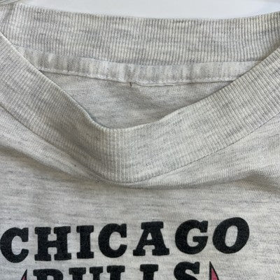 Vintage Chicago Bulls Back 2 Back Champs T-Shirt Size XL Paint 1992 90s NBA